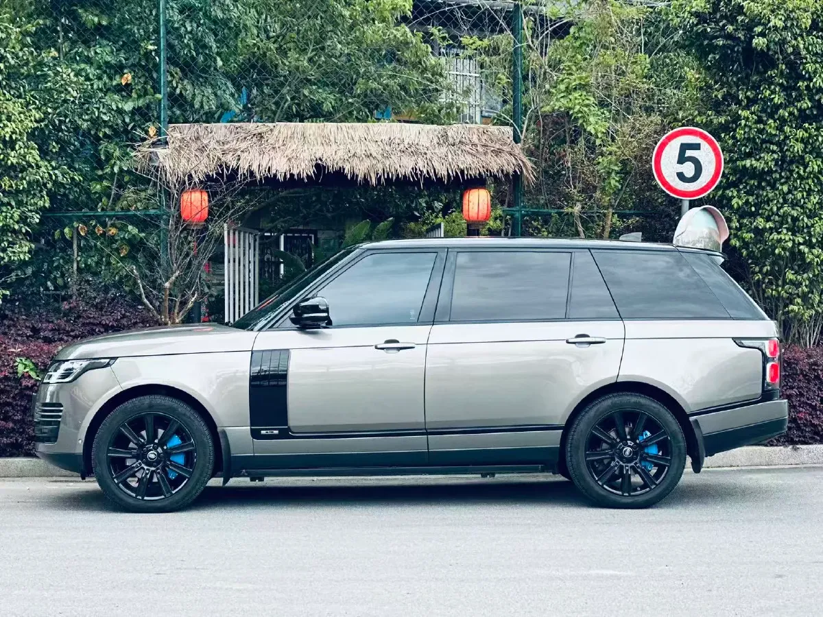2020 Land Rover Range Rover 3.0T 400HP L6 8AT,autocango,china used car exporter,china ev exporter,chinese used car exporter,chinese used ev exporter
