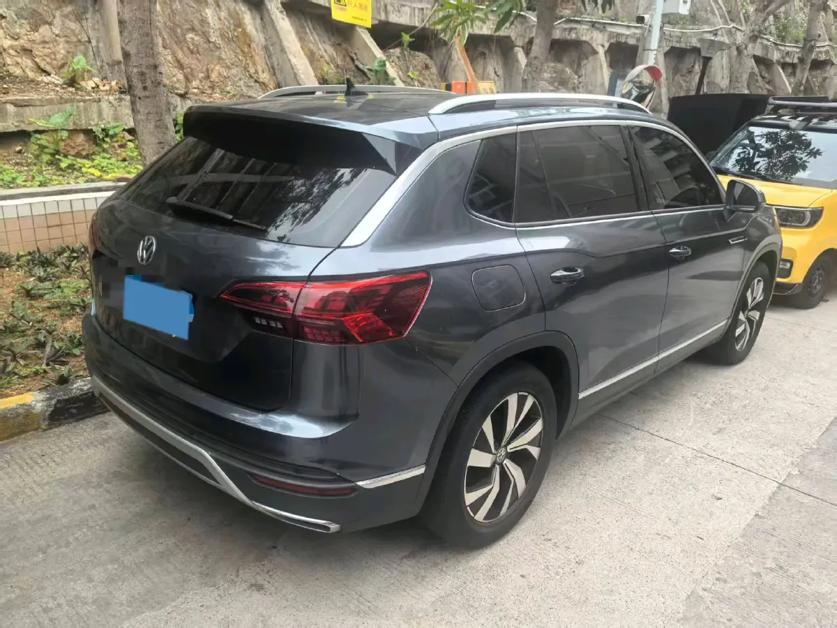 2020 Volkswagen Tayron 2.0T 186HP L4 7DCT,autocango,china used car exporter,china ev exporter,chinese used car exporter,chinese used ev exporter