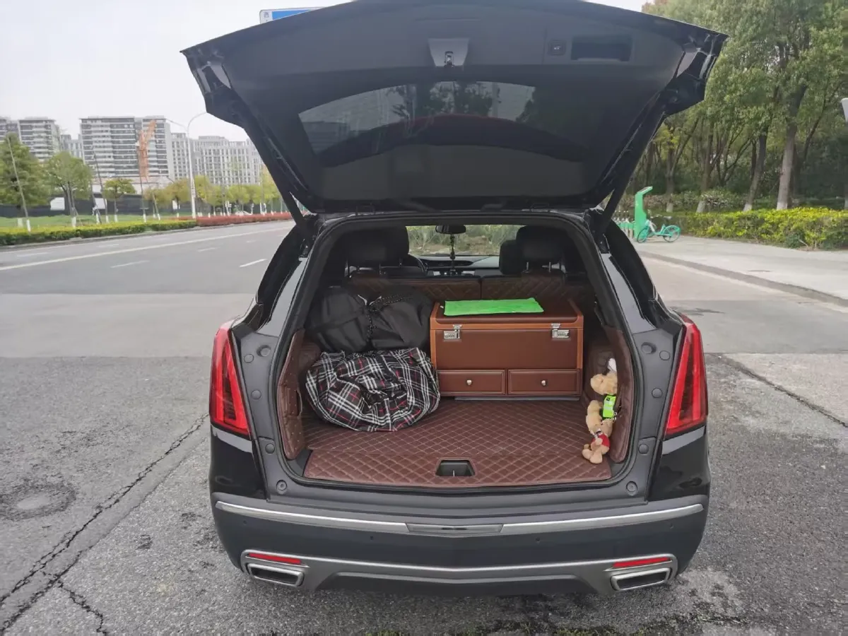 2022 Cadillac XT5 2.0T 237HP L4 9AT,autocango,china used car exporter,china ev exporter,chinese used car exporter,chinese used ev exporter