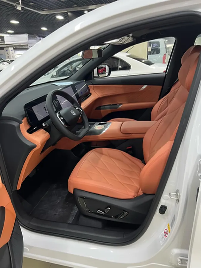 2025 ChangAn CS75 Plus 2.0T 233HP L4 8AT,autocango,china used car exporter,china ev exporter,chinese used car exporter,chinese used ev exporter