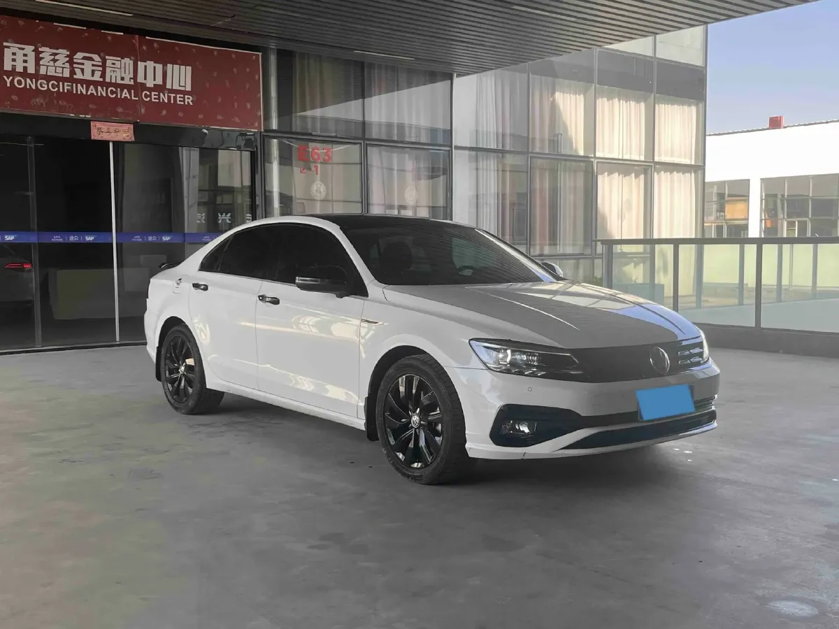 2021 Volkswagen T-Roc 1.4T 150HP L4 7DCT,autocango,china used car exporter,china ev exporter,chinese used car exporter,chinese used ev exporter