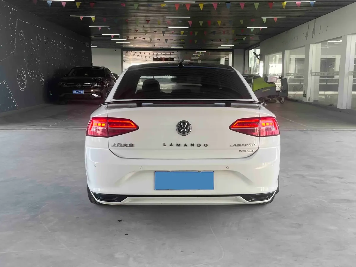 2021 Volkswagen T-Roc 1.4T 150HP L4 7DCT,autocango,china used car exporter,china ev exporter,chinese used car exporter,chinese used ev exporter