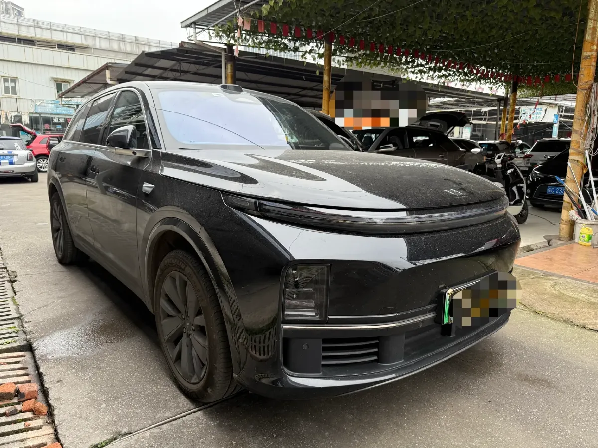 2025 Li L7 Range Extended 154HP REEV,autocango,china used car exporter,china ev exporter,chinese used car exporter,chinese used ev exporter