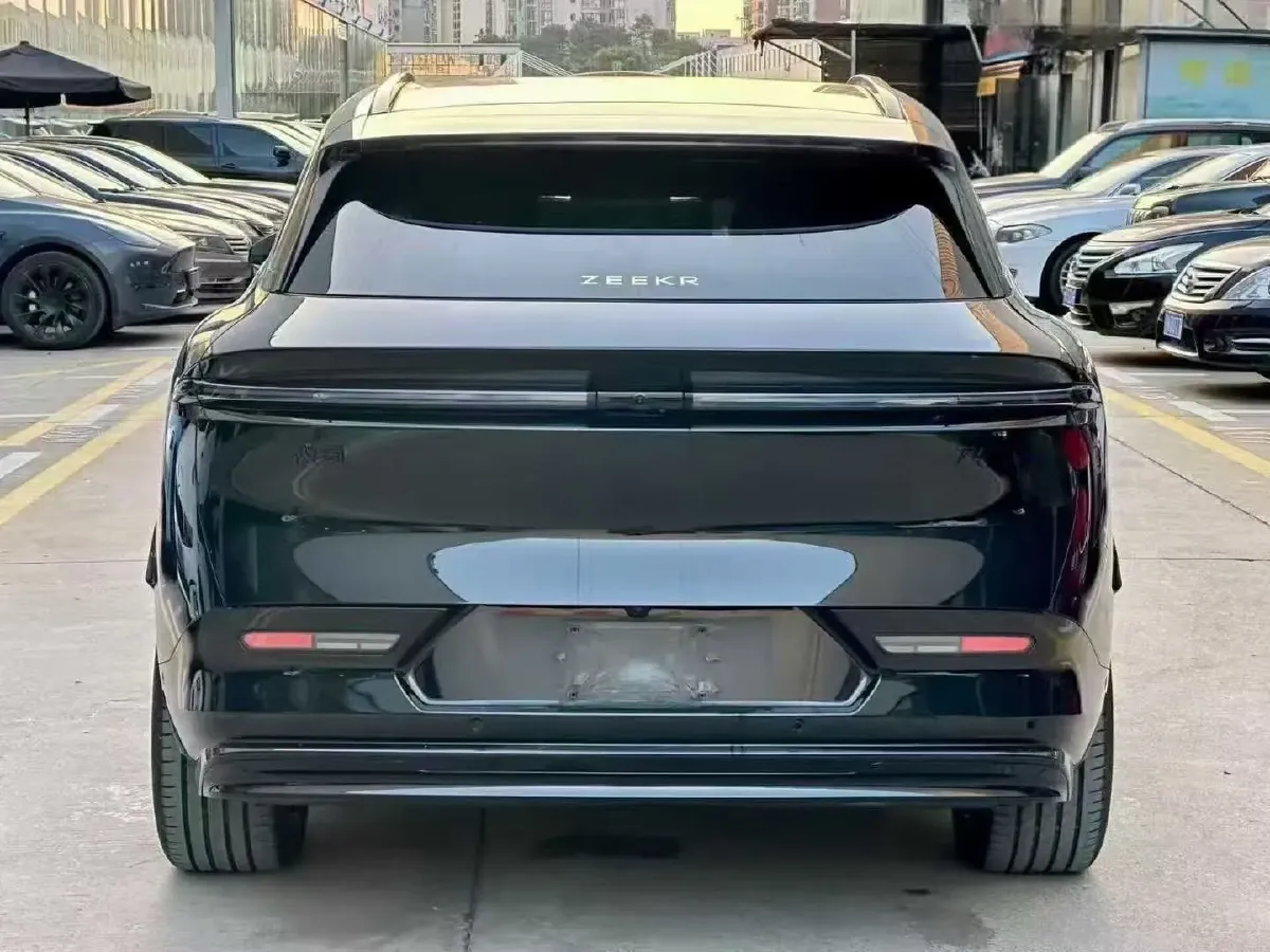 2025 Zeekr 7X BEV 75KWH,autocango,china used car exporter,china ev exporter,chinese used car exporter,chinese used ev exporter