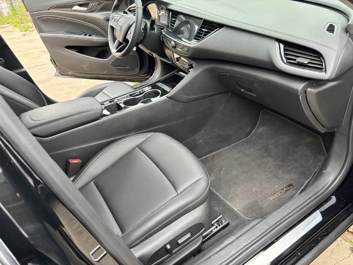 2025 Buick Regal 1.5T 169HP L4 9AT,autocango,china used car exporter,china ev exporter,chinese used car exporter,chinese used ev exporter