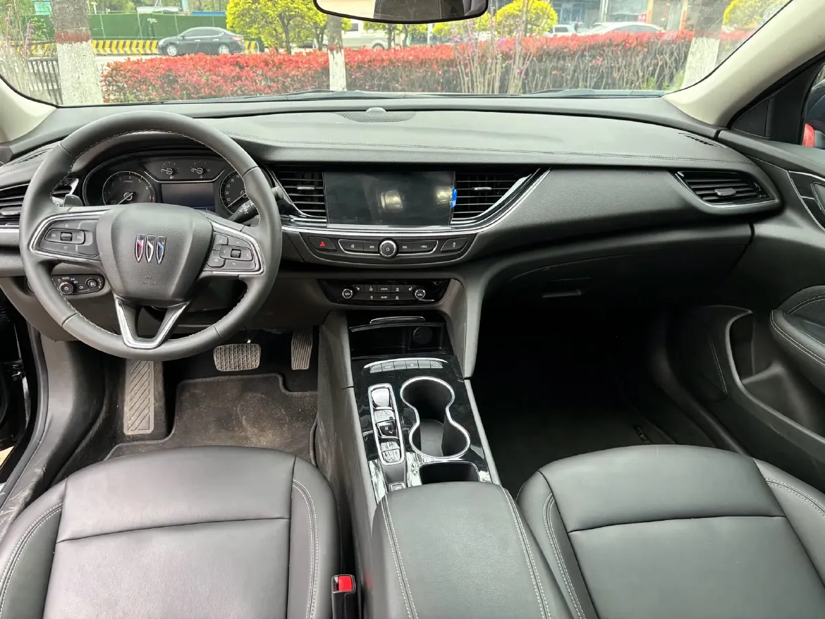 2025 Buick Regal 1.5T 169HP L4 9AT,autocango,china used car exporter,china ev exporter,chinese used car exporter,chinese used ev exporter