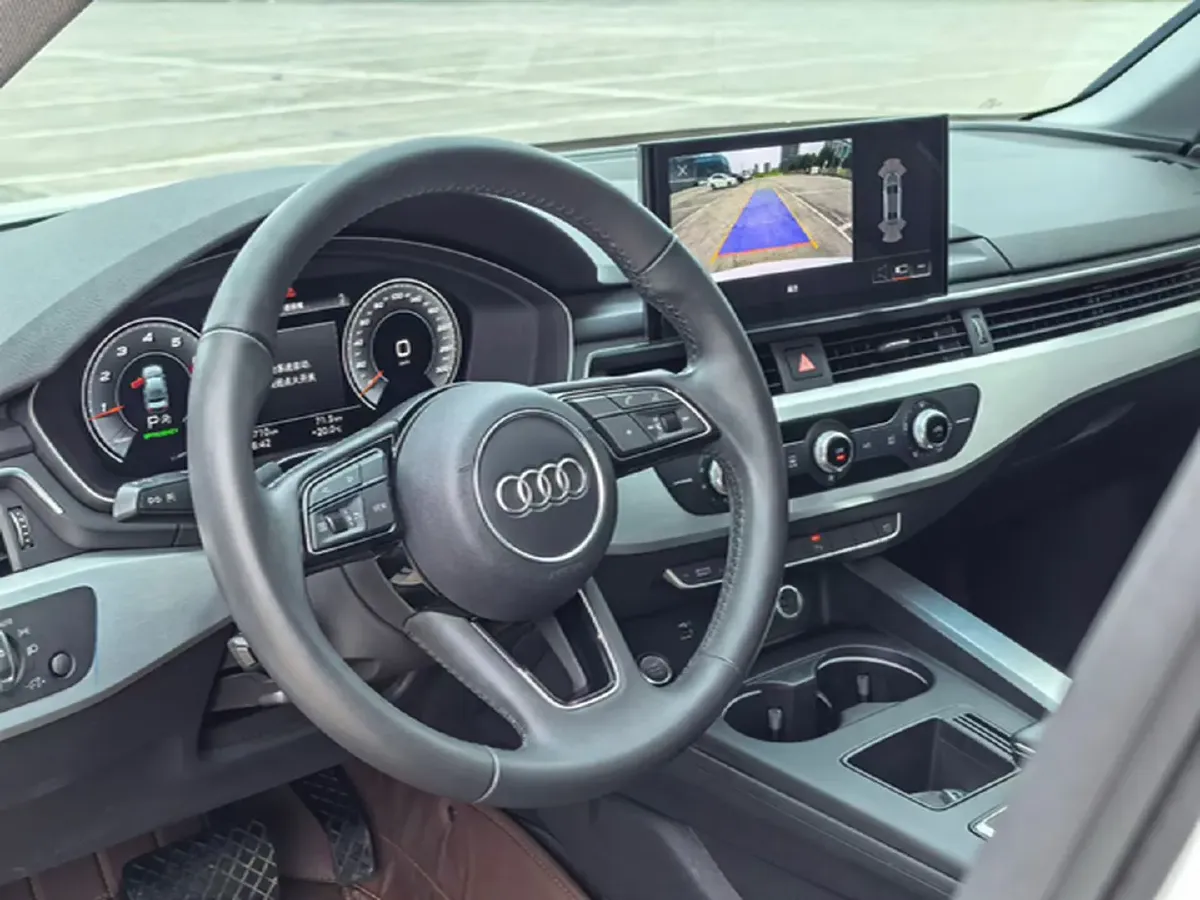 2020 Audi A4L 2.0T 190HP L4 7DCT,autocango,china used car exporter,china ev exporter,chinese used car exporter,chinese used ev exporter