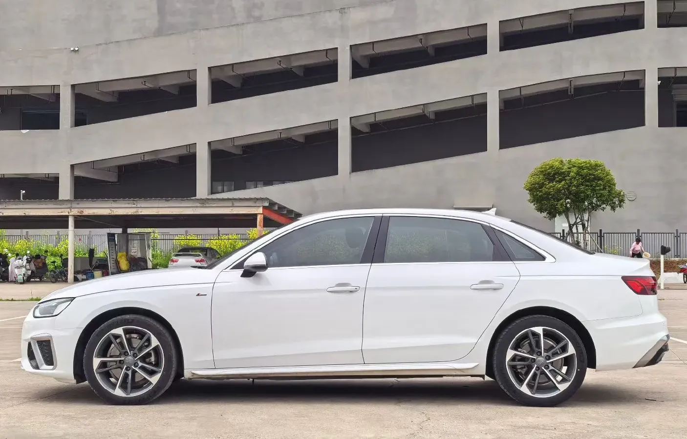 2020 Audi A4L 2.0T 190HP L4 7DCT,autocango,china used car exporter,china ev exporter,chinese used car exporter,chinese used ev exporter