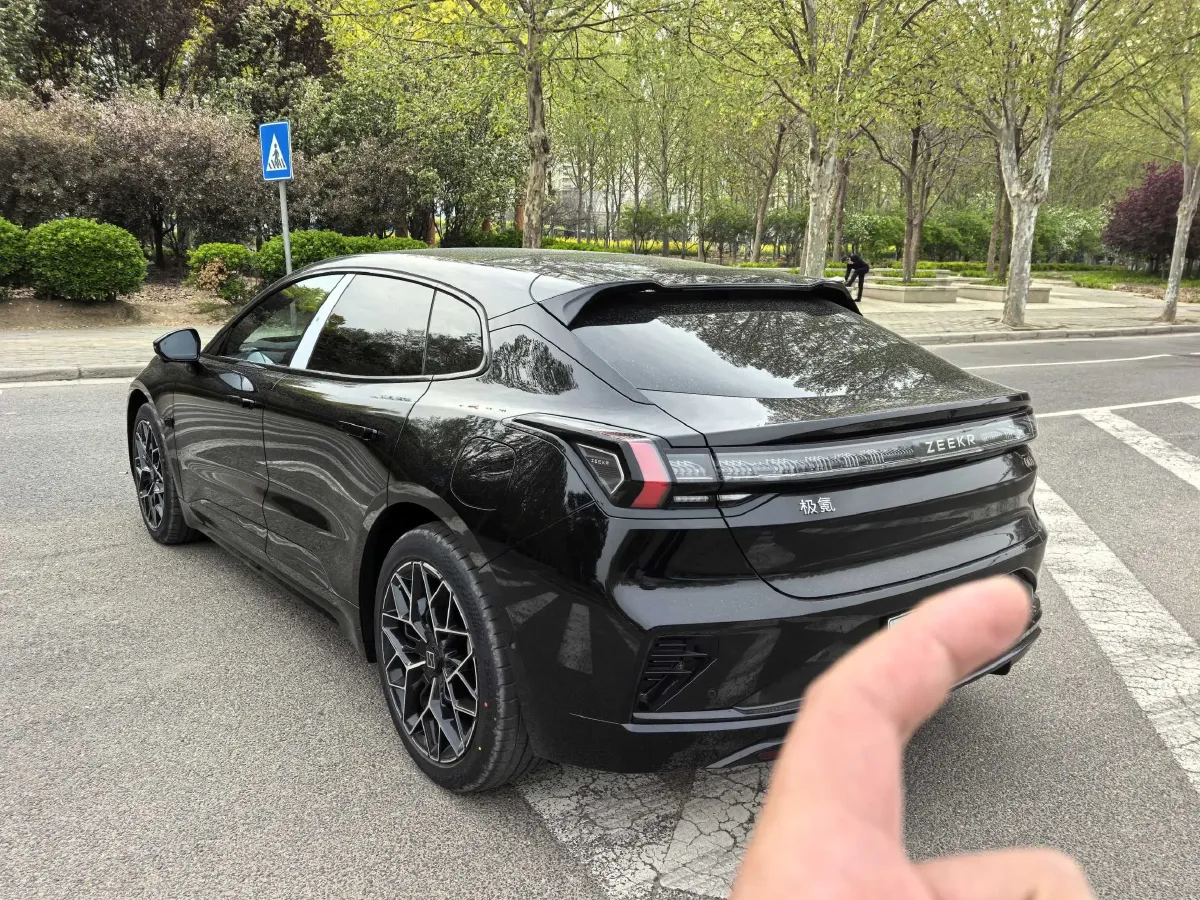 2026 Zeekr 001 BEV,autocango,china used car exporter,china ev exporter,chinese used car exporter,chinese used ev exporter