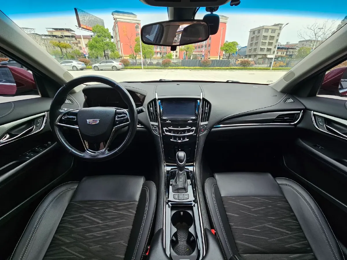 2017 Lincoln MKC 2.0T 203HP L4 6AT,autocango,china used car exporter,china ev exporter,chinese used car exporter,chinese used ev exporter