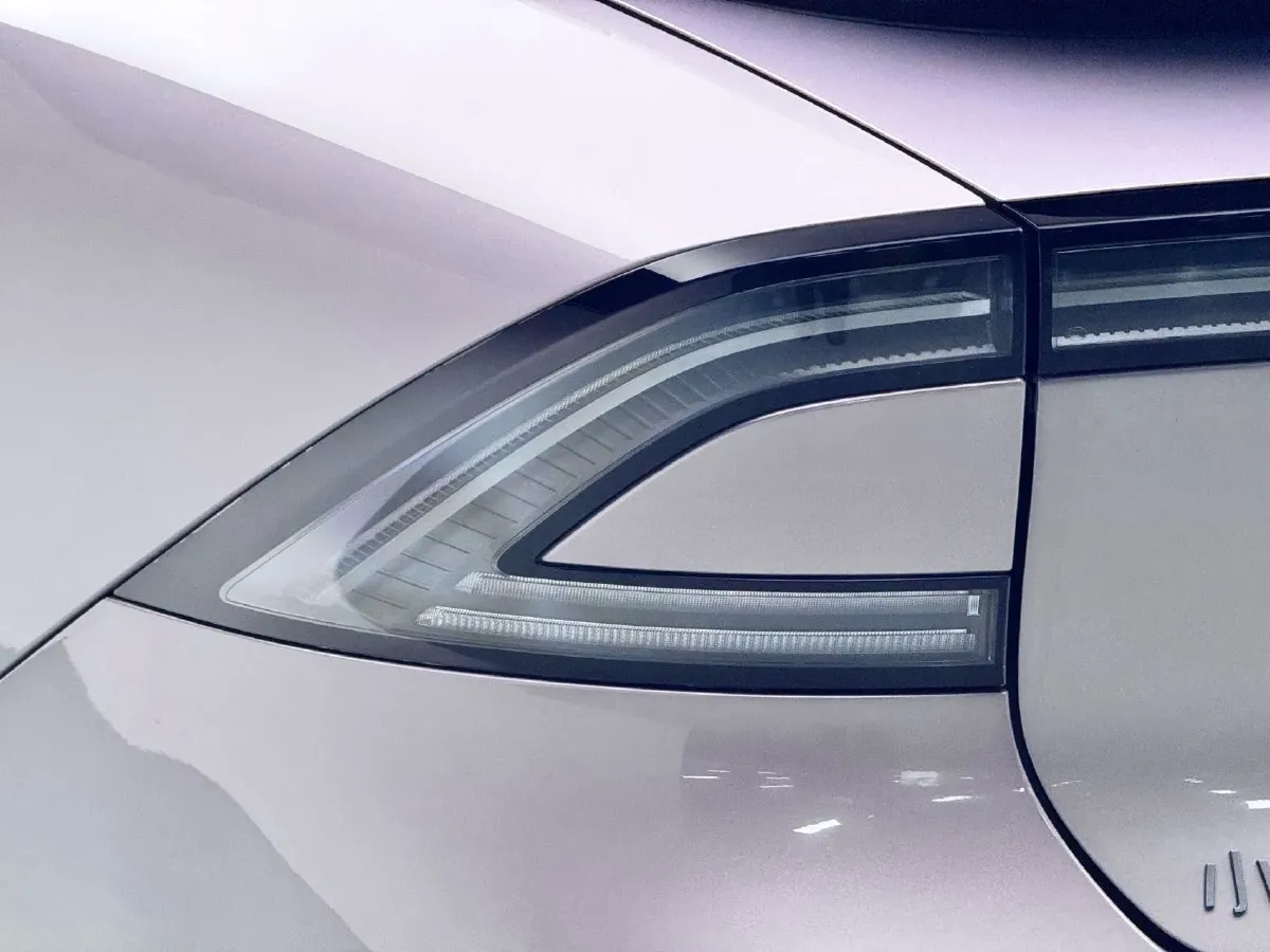 2024 Xpeng P7+ BEV 60.7KWH,autocango,china used car exporter,china ev exporter,chinese used car exporter,chinese used ev exporter