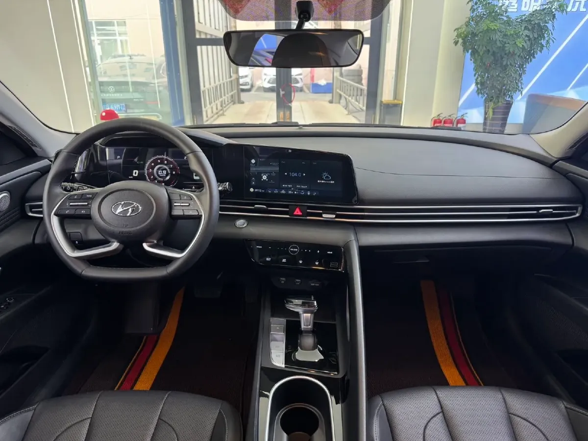 2022 Hyundai Elantra 1.5L 115HP L4 CVT,autocango,china used car exporter,china ev exporter,chinese used car exporter,chinese used ev exporter