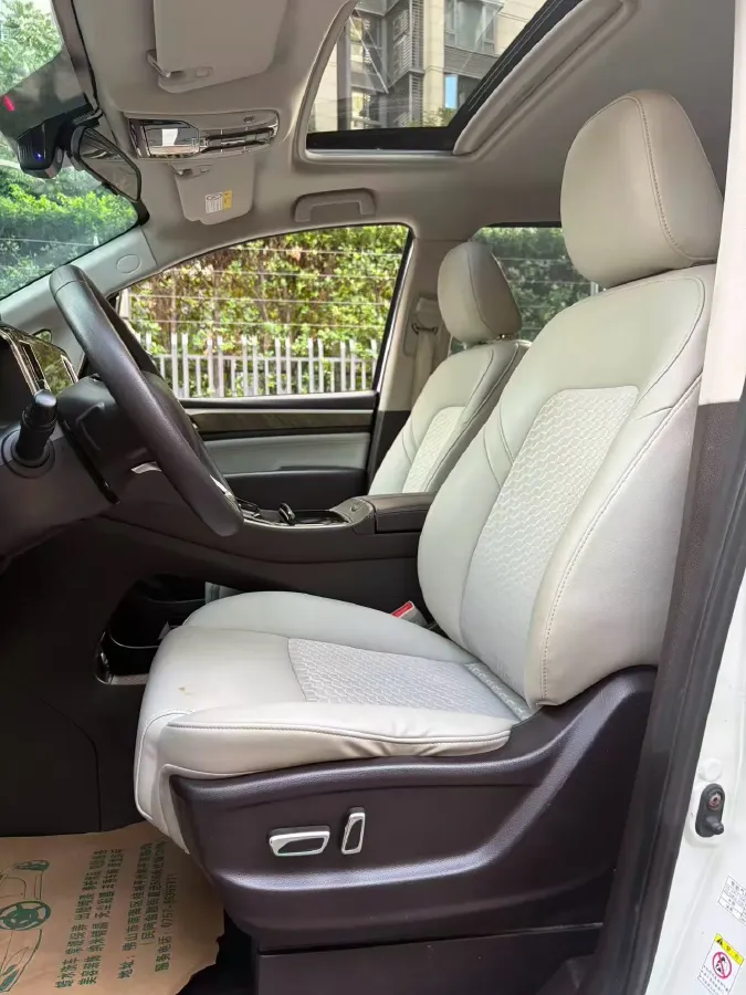 2023 GAC Trumpchi M8 2.0T 252HP L4 8AT,autocango,china used car exporter,china ev exporter,chinese used car exporter,chinese used ev exporter