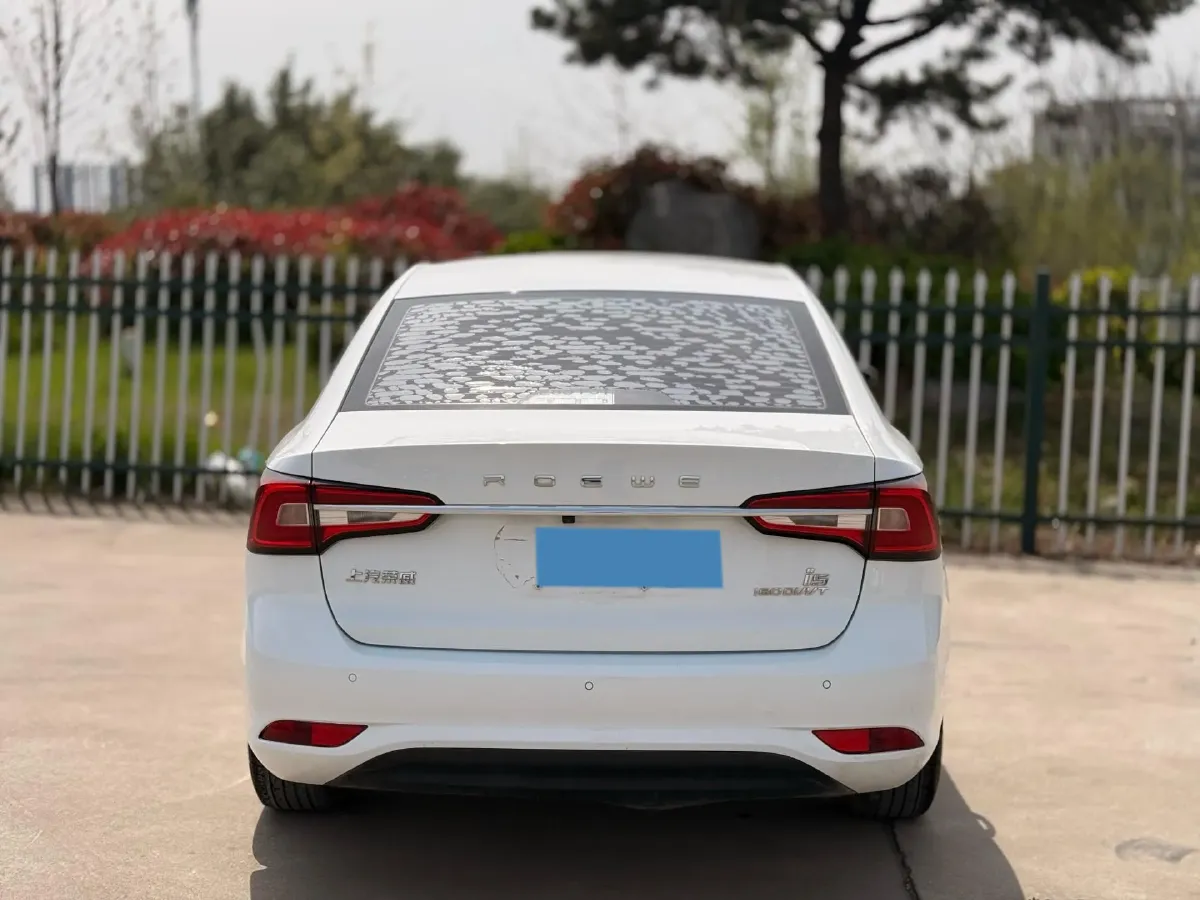 2020 Roewe i5 1.5L 120HP L4 CVT,autocango,china used car exporter,china ev exporter,chinese used car exporter,chinese used ev exporter
