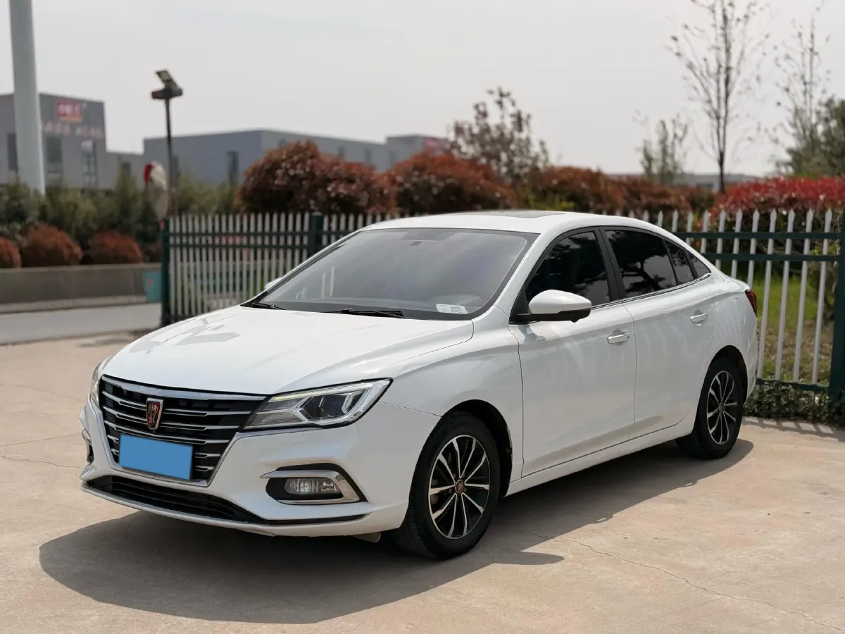 2020 Roewe i5 1.5L 120HP L4 CVT,autocango,china used car exporter,china ev exporter,chinese used car exporter,chinese used ev exporter