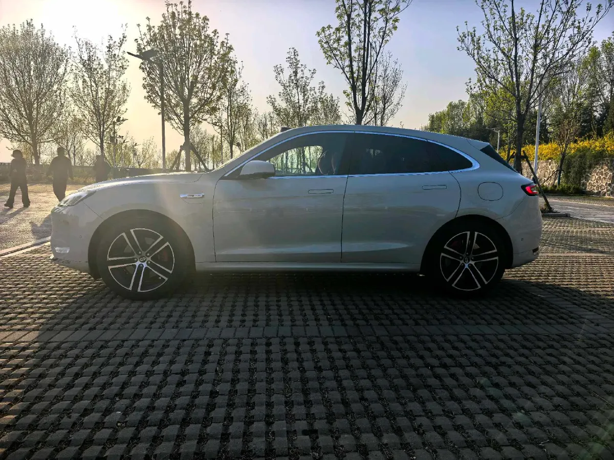 2025 AITO AITO M5 1.5T 152HP L4 REEV 42KWH,autocango,china used car exporter,china ev exporter,chinese used car exporter,chinese used ev exporter