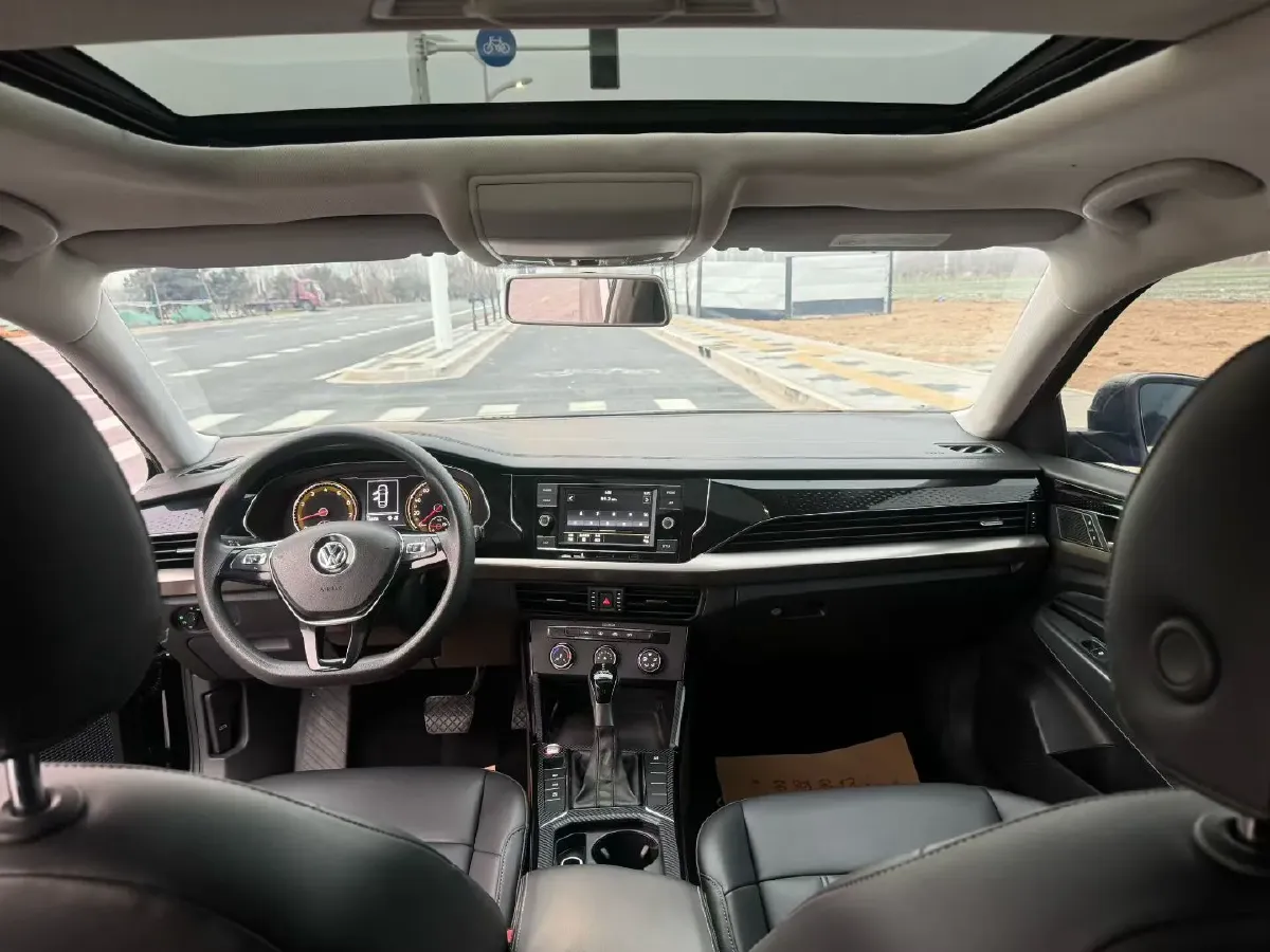 2019 Chevrolet Equinox 1.5T 180HP L4 6AT,autocango,china used car exporter,china ev exporter,chinese used car exporter,chinese used ev exporter