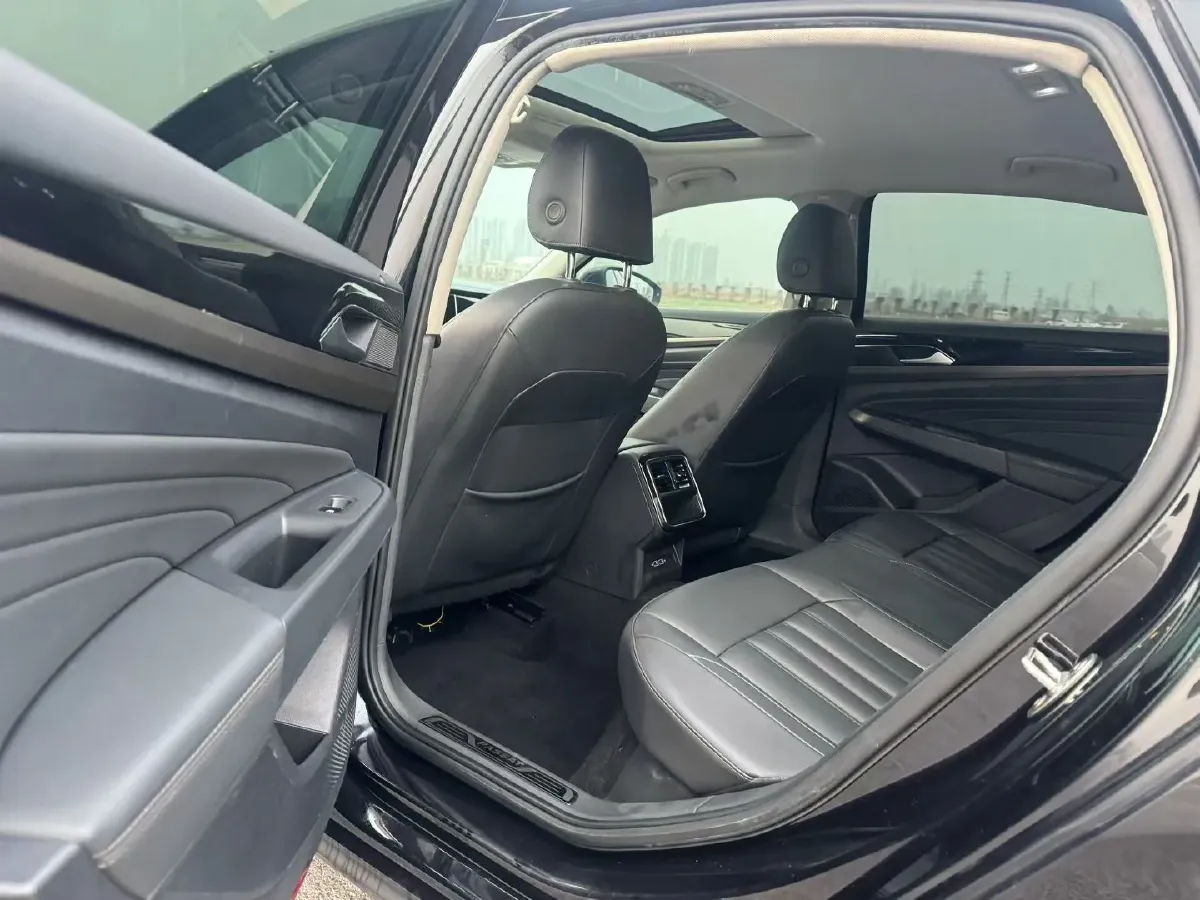 2019 Chevrolet Equinox 1.5T 180HP L4 6AT,autocango,china used car exporter,china ev exporter,chinese used car exporter,chinese used ev exporter