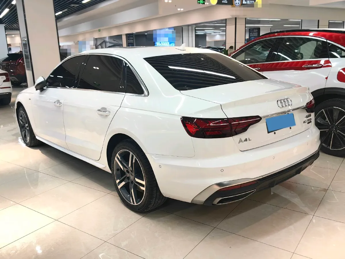 2020 Audi A4L 2.0T 190HP L4 7DCT,autocango,china used car exporter,china ev exporter,chinese used car exporter,chinese used ev exporter