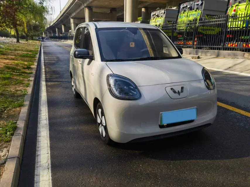 2025 WuLing HongGuang MINI EV BEV 16.2KWH,autocango,china used car exporter,china ev exporter,chinese used car exporter,chinese used ev exporter