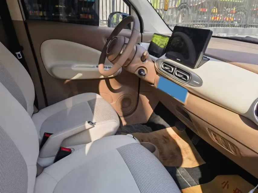 2025 WuLing HongGuang MINI EV BEV 16.2KWH,autocango,china used car exporter,china ev exporter,chinese used car exporter,chinese used ev exporter