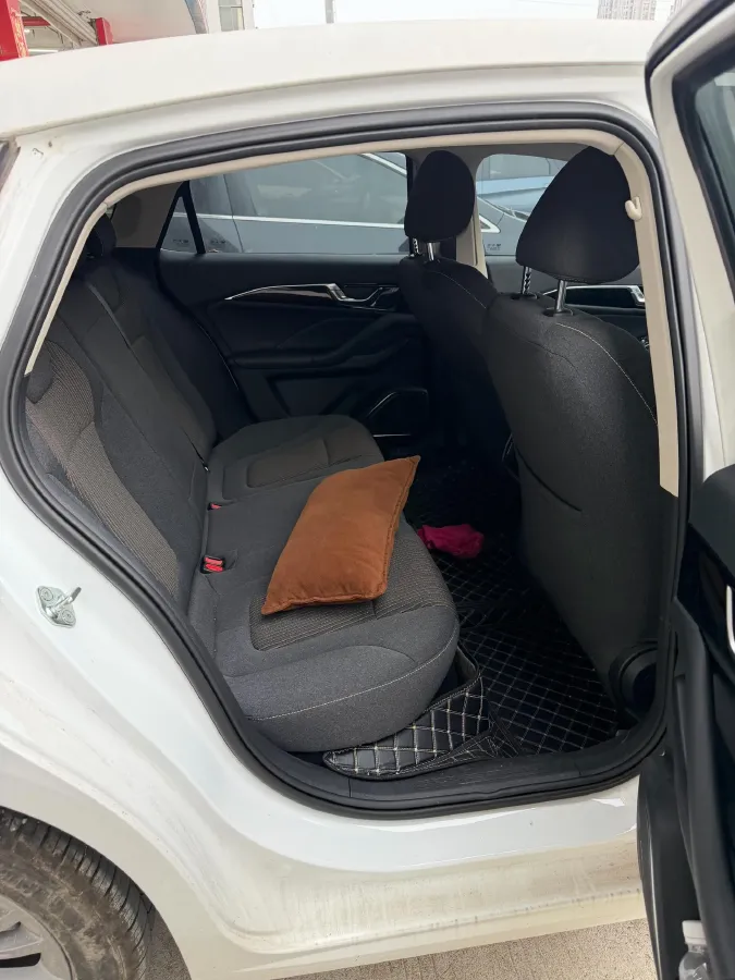 2023 Bestune B70 1.5T 169HP L4 7DCT,autocango,china used car exporter,china ev exporter,chinese used car exporter,chinese used ev exporter