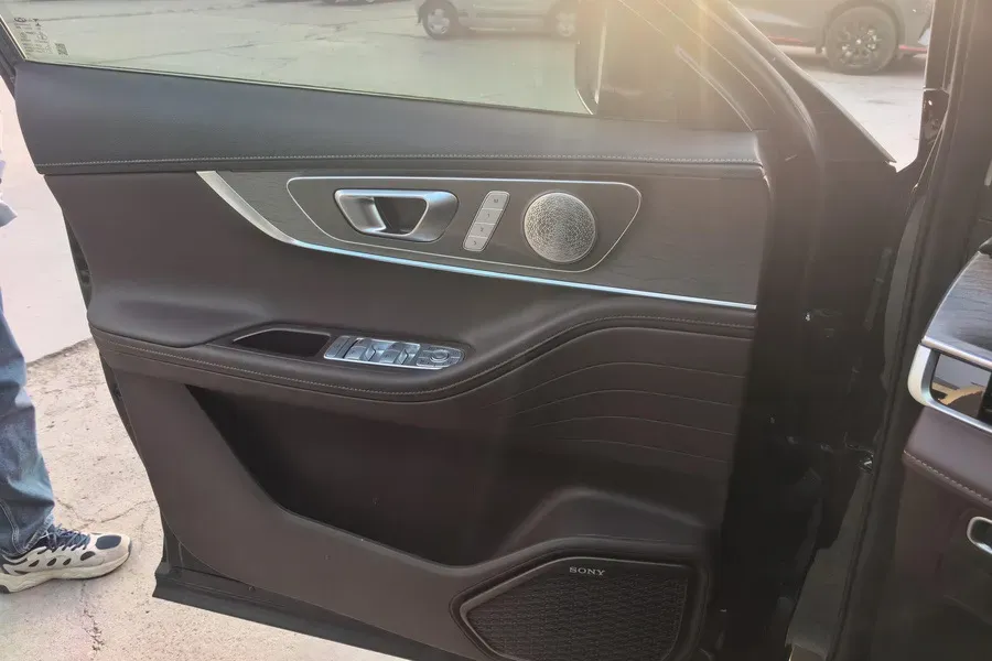 2022 Chery Tiggo 8 PRO 1.6T 197HP L4 7DCT,autocango,china used car exporter,china ev exporter,chinese used car exporter,chinese used ev exporter