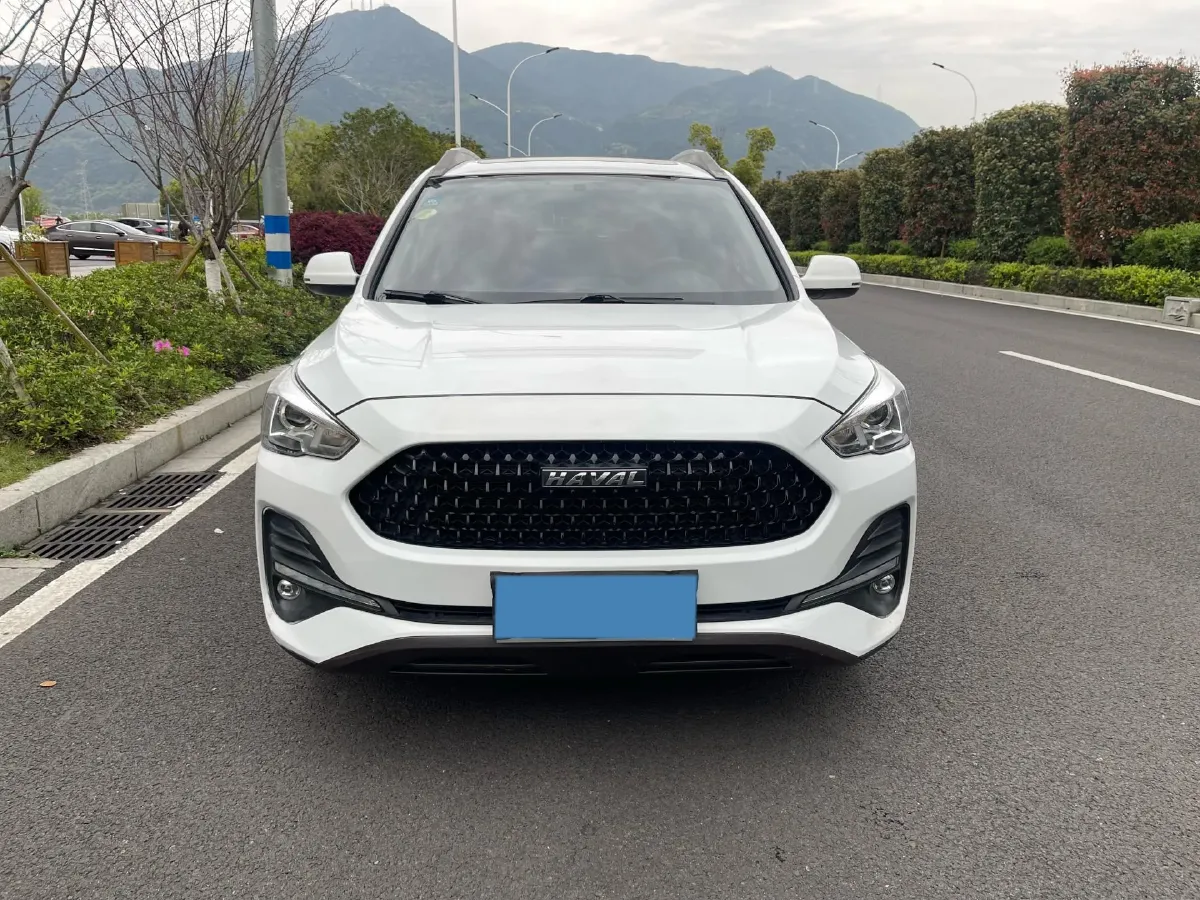 2019 Haval M6 1.5T 150HP L4 7DCT,autocango,china used car exporter,china ev exporter,chinese used car exporter,chinese used ev exporter
