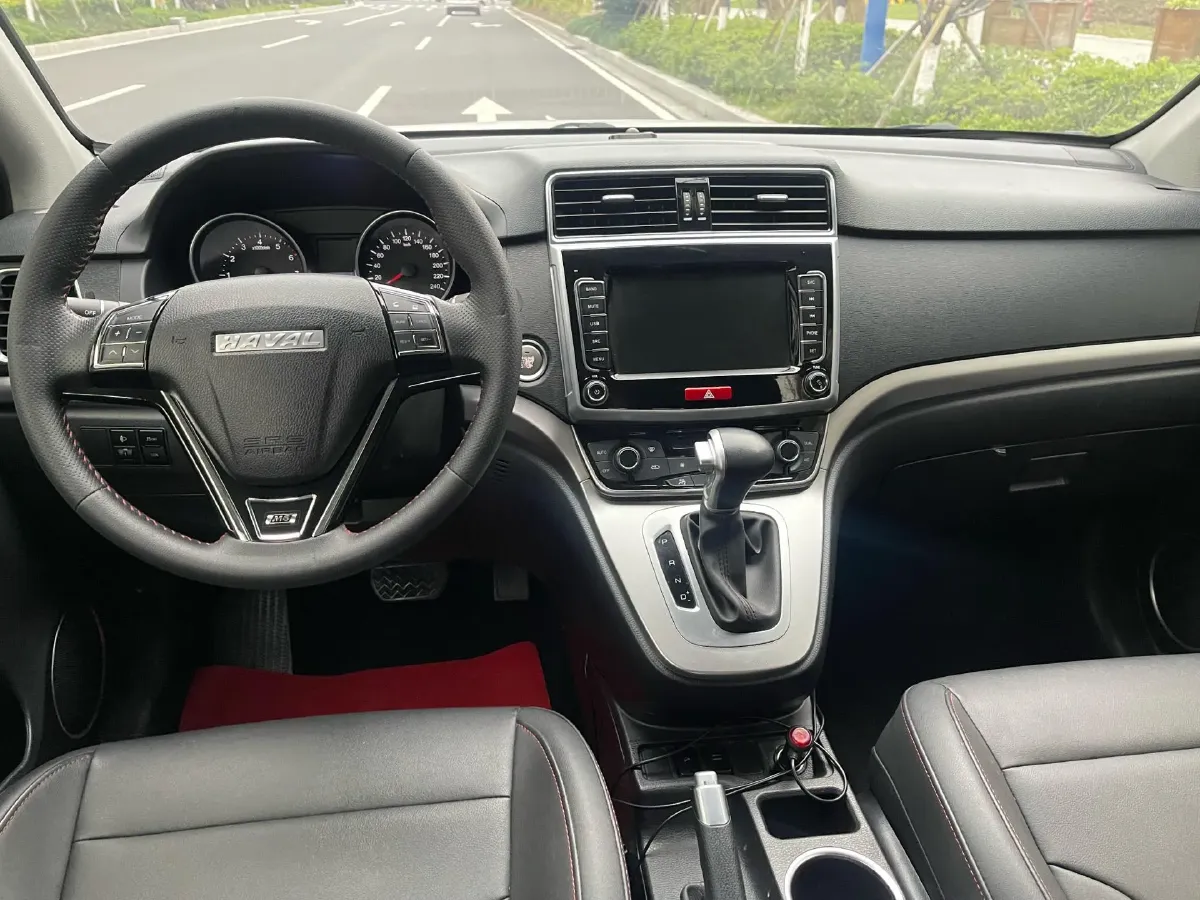 2019 Haval M6 1.5T 150HP L4 7DCT,autocango,china used car exporter,china ev exporter,chinese used car exporter,chinese used ev exporter