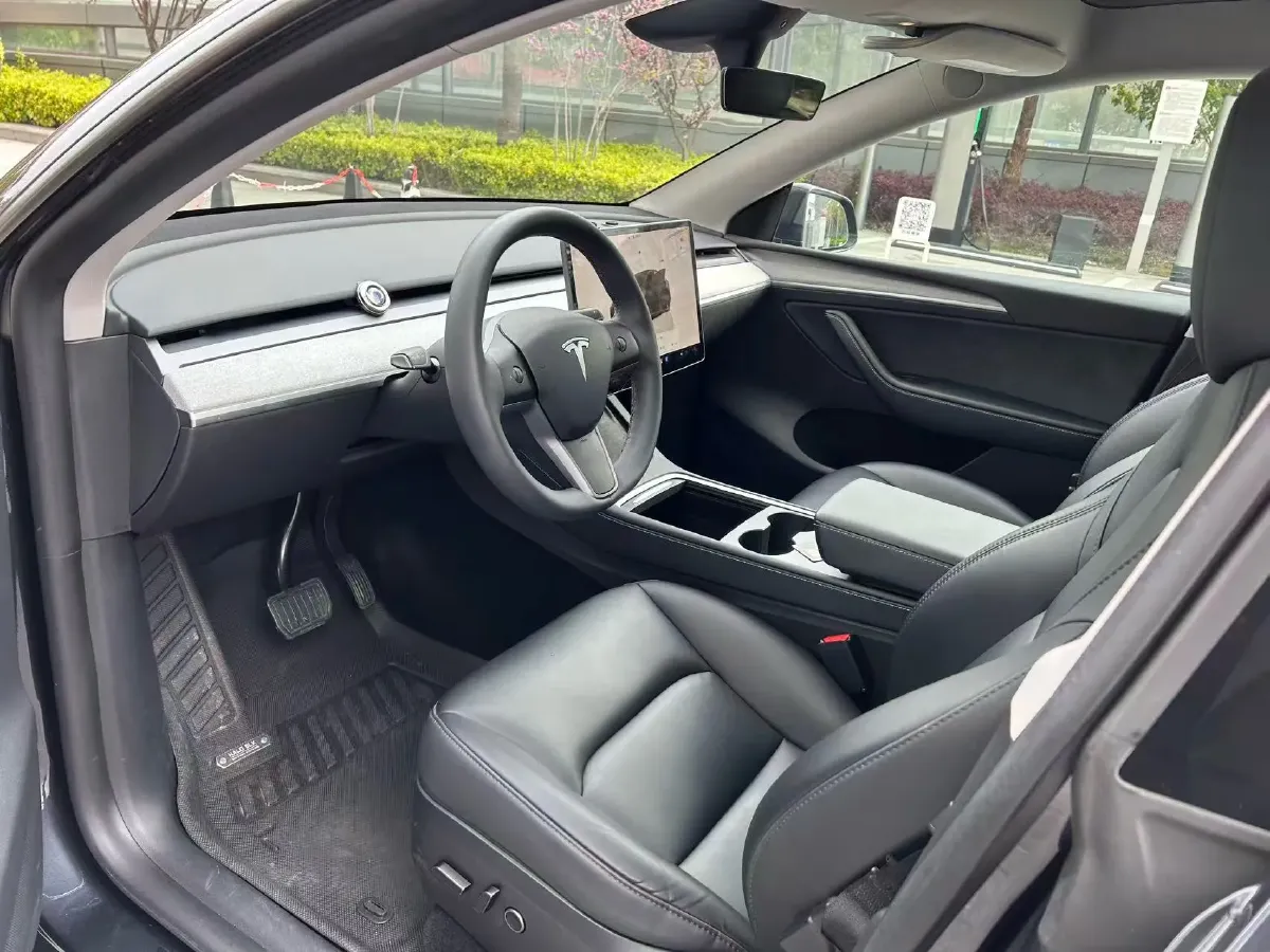 2024 Iveco OuSheng BEV 77.28KWH,autocango,china used car exporter,china ev exporter,chinese used car exporter,chinese used ev exporter