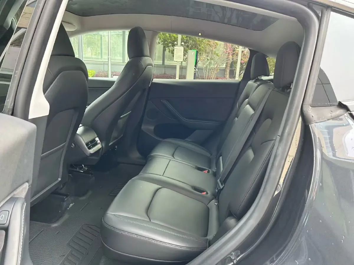 2024 Iveco OuSheng BEV 77.28KWH,autocango,china used car exporter,china ev exporter,chinese used car exporter,chinese used ev exporter