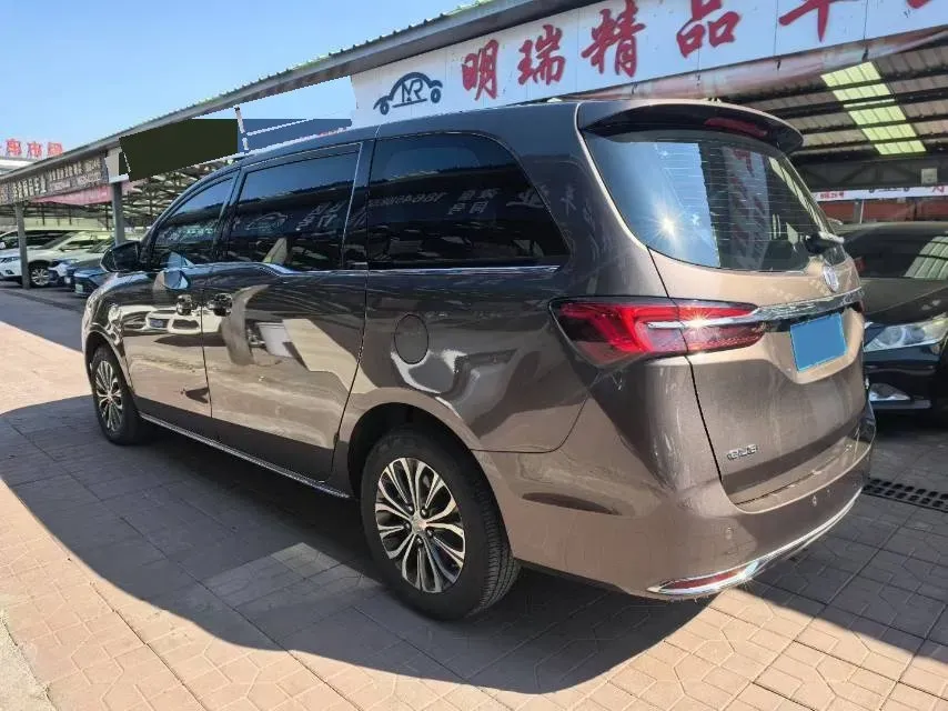 2023 Buick GL8 2.0T 237HP L4 9AT,autocango,china used car exporter,china ev exporter,chinese used car exporter,chinese used ev exporter