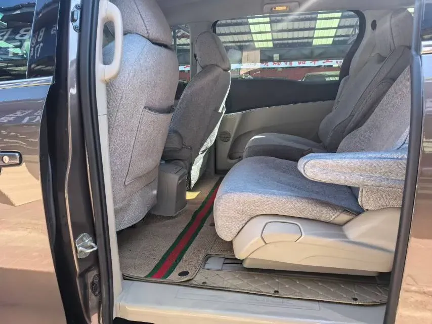 2023 Buick GL8 2.0T 237HP L4 9AT,autocango,china used car exporter,china ev exporter,chinese used car exporter,chinese used ev exporter