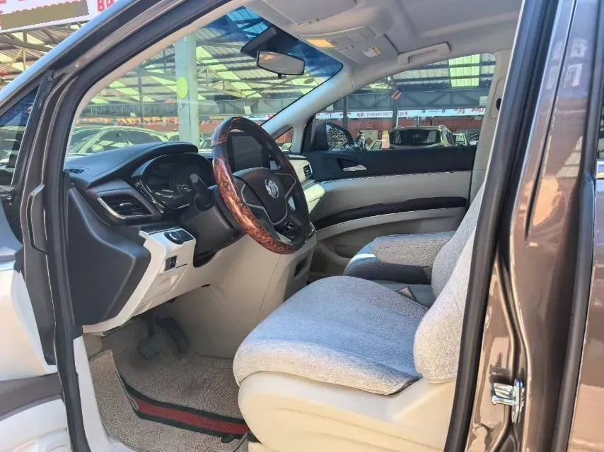 2023 Buick GL8 2.0T 237HP L4 9AT,autocango,china used car exporter,china ev exporter,chinese used car exporter,chinese used ev exporter