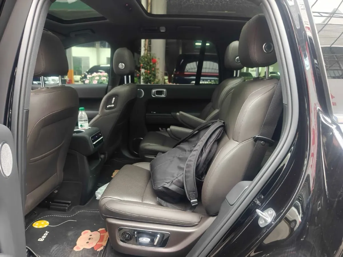 2023 Li L7 Range Extended 154HP REEV 40.9KWH,autocango,china used car exporter,china ev exporter,chinese used car exporter,chinese used ev exporter