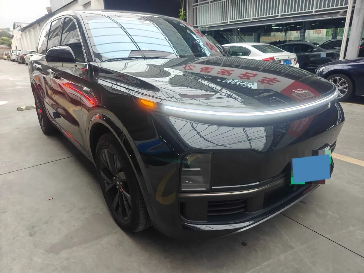 2023 Li L7 Range Extended 154HP REEV 40.9KWH,autocango,china used car exporter,china ev exporter,chinese used car exporter,chinese used ev exporter