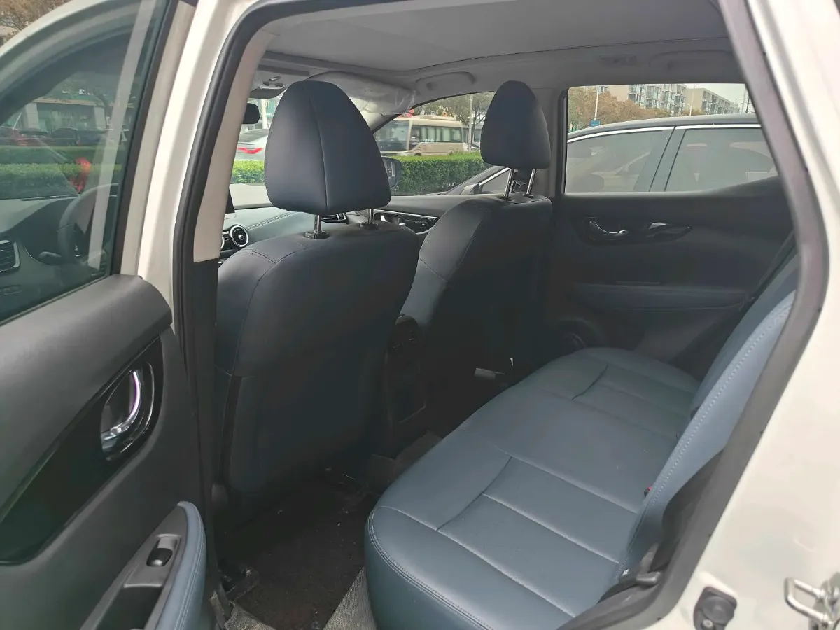 2025 Nissan Qashqai 2.0L 151HP L4 CVT,autocango,china used car exporter,china ev exporter,chinese used car exporter,chinese used ev exporter