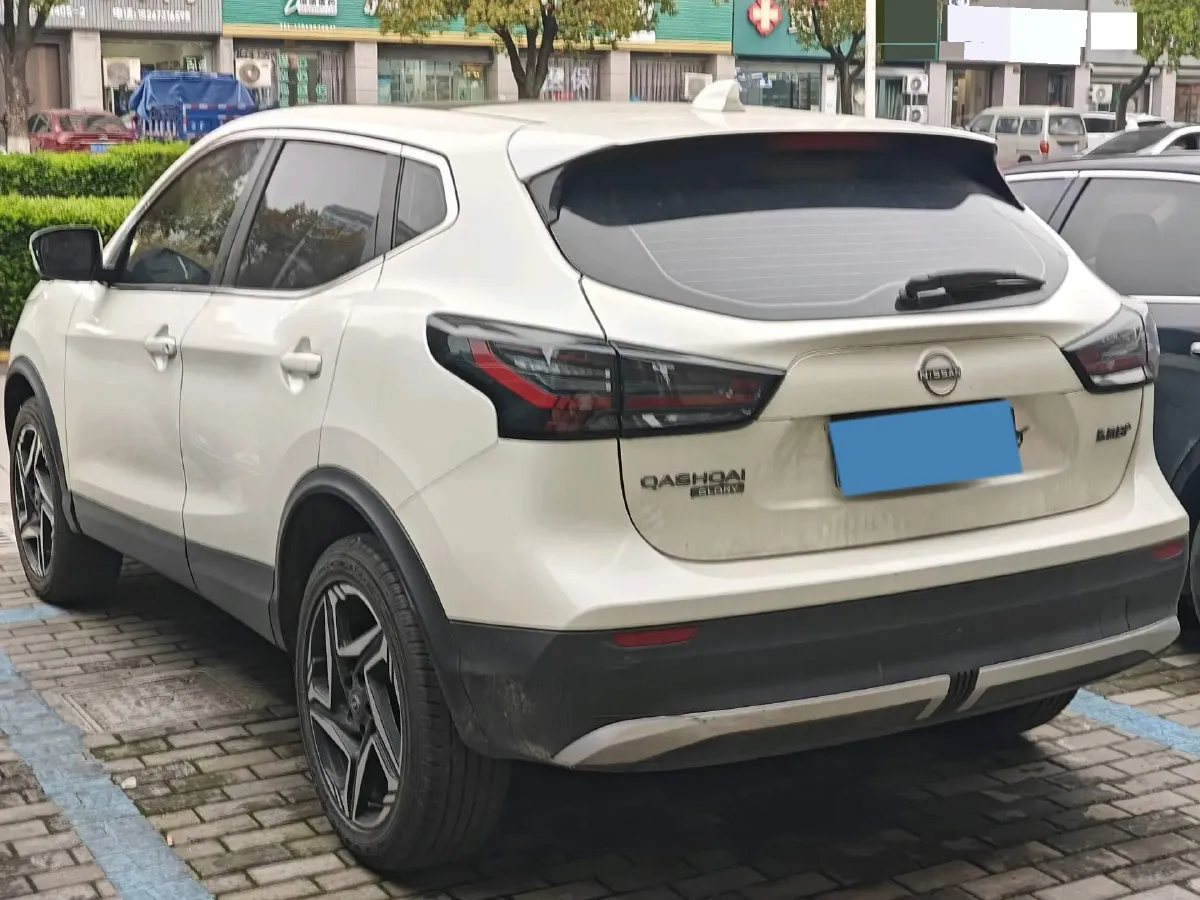 2025 Nissan Qashqai 2.0L 151HP L4 CVT,autocango,china used car exporter,china ev exporter,chinese used car exporter,chinese used ev exporter