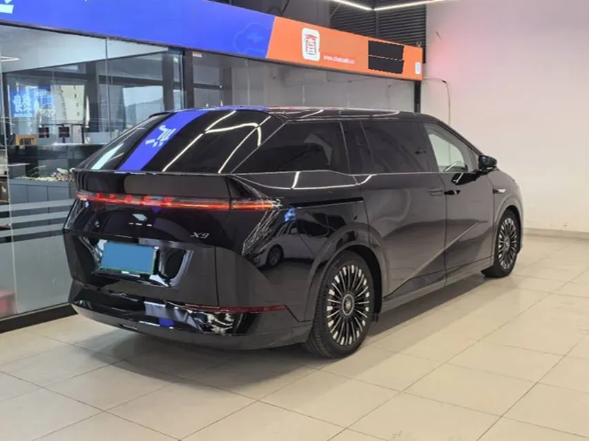 2025 Xpeng X9 BEV,autocango,china used car exporter,china ev exporter,chinese used car exporter,chinese used ev exporter