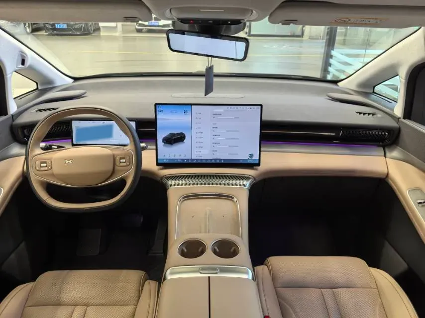 2025 Xpeng X9 BEV,autocango,china used car exporter,china ev exporter,chinese used car exporter,chinese used ev exporter