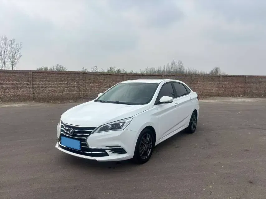 2019 ChangAn Eado DT 1.6L 125HP L4 5MT,autocango,china used car exporter,china ev exporter,chinese used car exporter,chinese used ev exporter