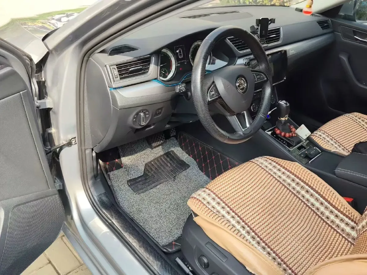 2018 Nissan Terra 2.5L 184HP L4 7AT,autocango,china used car exporter,china ev exporter,chinese used car exporter,chinese used ev exporter