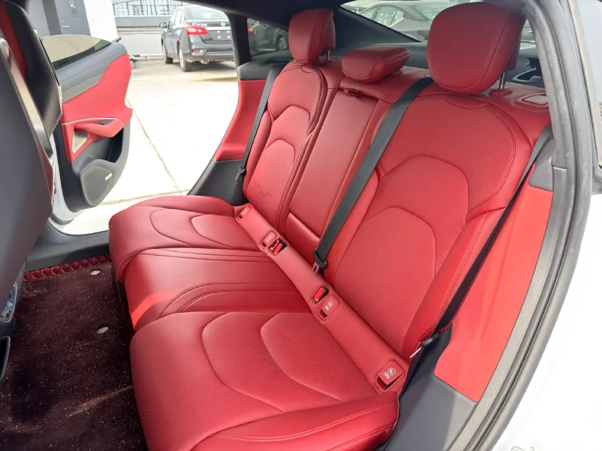 2024 MI SU7 BEV 101KWH,autocango,china used car exporter,china ev exporter,chinese used car exporter,chinese used ev exporter