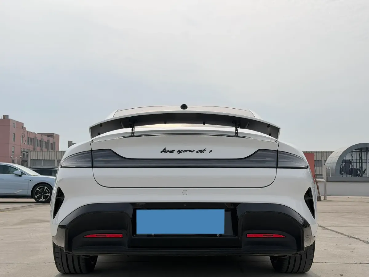 2024 MI SU7 BEV 101KWH,autocango,china used car exporter,china ev exporter,chinese used car exporter,chinese used ev exporter