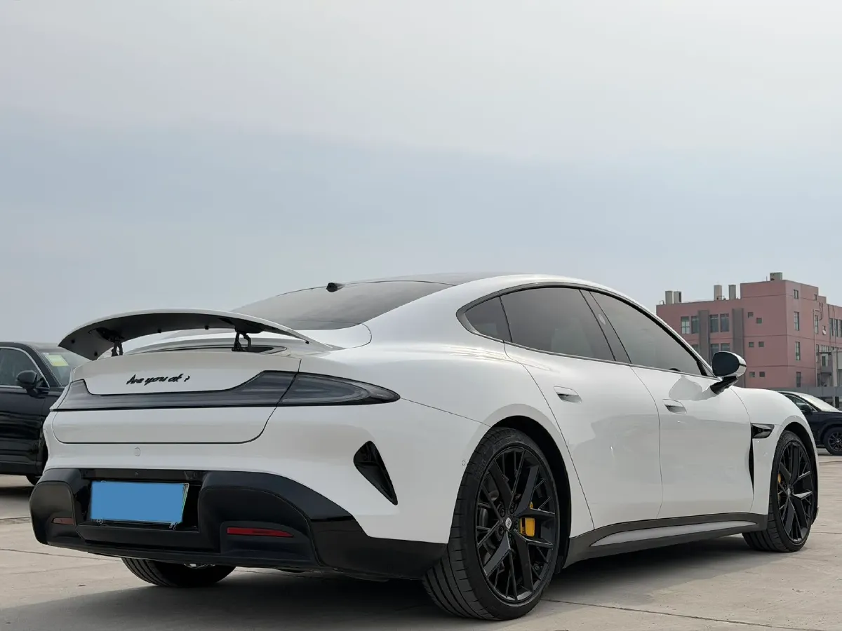 2024 MI SU7 BEV 101KWH,autocango,china used car exporter,china ev exporter,chinese used car exporter,chinese used ev exporter