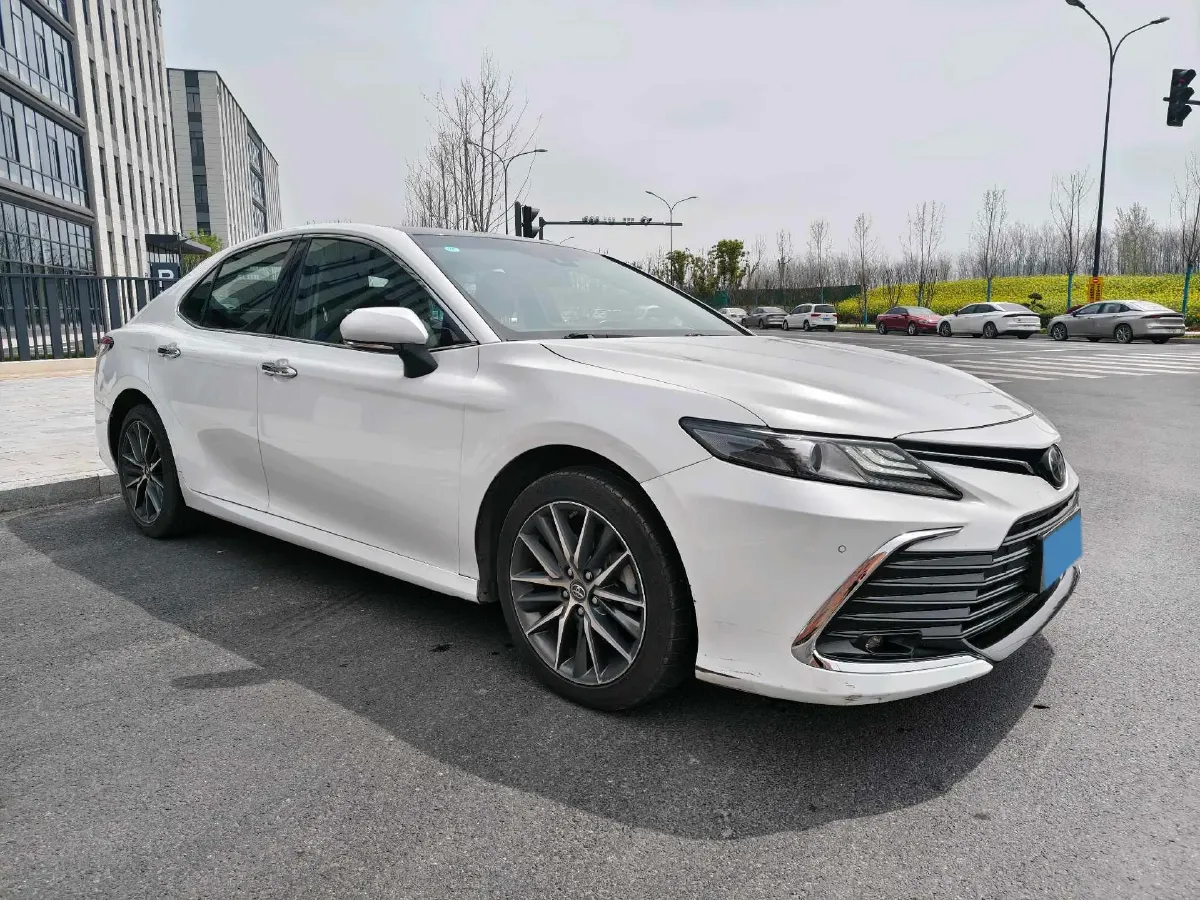2021 Toyota Camry 2.5L 209HP L4 8AT,autocango,china used car exporter,china ev exporter,chinese used car exporter,chinese used ev exporter