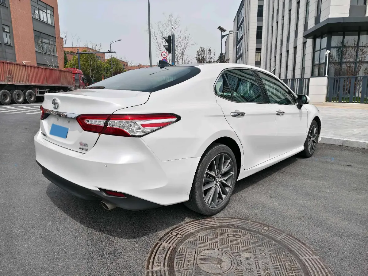 2021 Toyota Camry 2.5L 209HP L4 8AT,autocango,china used car exporter,china ev exporter,chinese used car exporter,chinese used ev exporter
