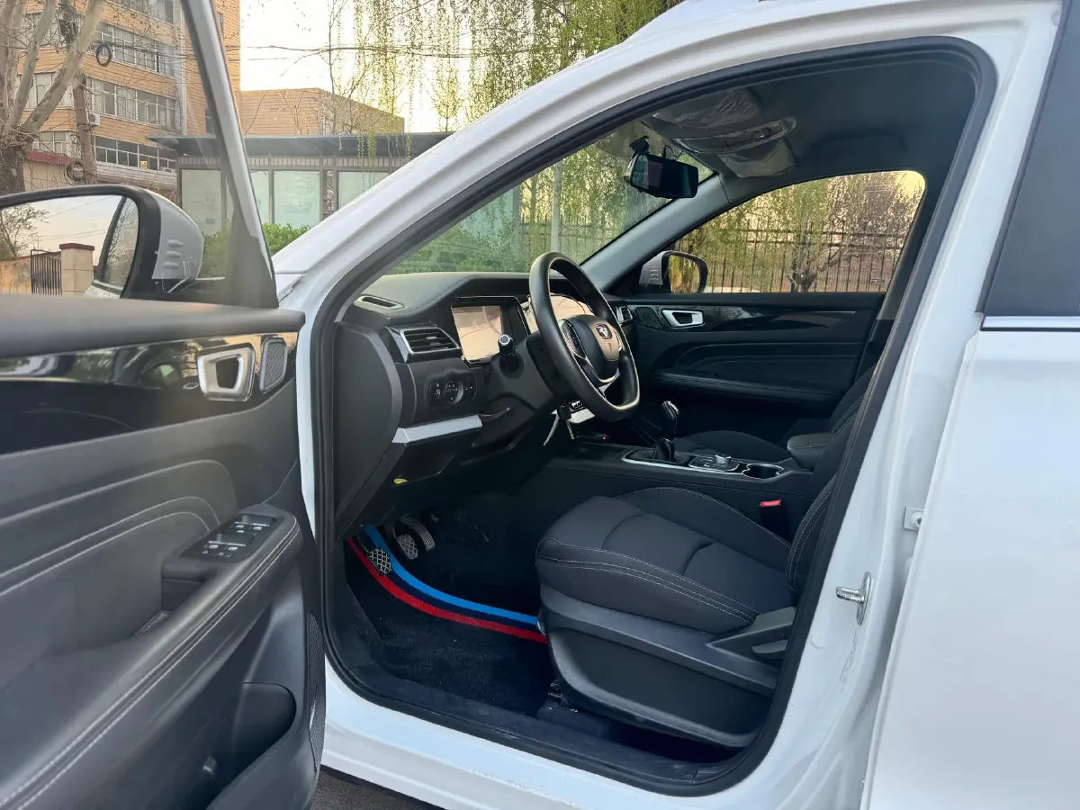 2020 KaiYi XuanJie 1.5L 116HP L4 5MT,autocango,china used car exporter,china ev exporter,chinese used car exporter,chinese used ev exporter