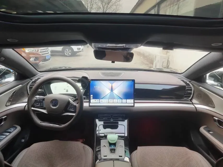 2025 BYD Han 1.5T 156HP L4 E-CVT PHEV,autocango,china used car exporter,china ev exporter,chinese used car exporter,chinese used ev exporter