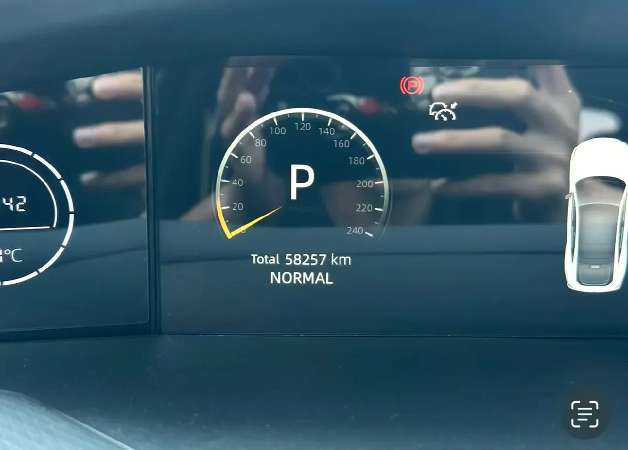 2022 ChangAn UNI-V 1.5T 188HP L4 7DCT,autocango,china used car exporter,china ev exporter,chinese used car exporter,chinese used ev exporter